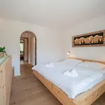 Apartment Viktoria A44 By Vacations, Exklusives App Im Zentrum Mit Privater Garage & Panoramablick Arosa