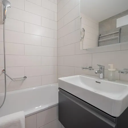 Viktoria A44 By Vacations, Exklusives App Im Zentrum Mit Privater Garage & Panoramablick Apartman Arosa