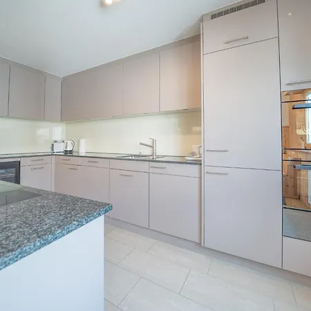Viktoria A44 By Vacations, Exklusives App Im Zentrum Mit Privater Garage&panoramablick Apartment